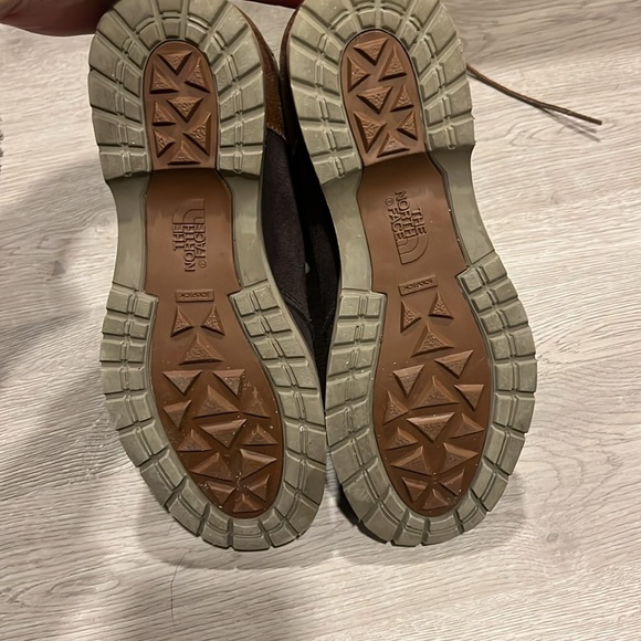 The North Face brown boots - Picture 10 of 11